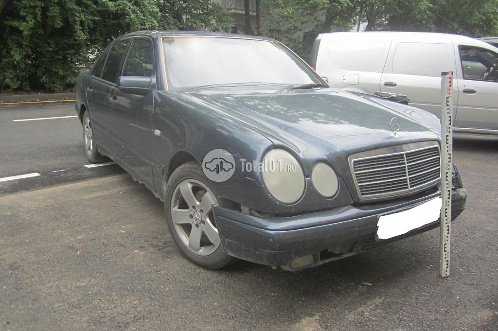 Фото Mercedes-Benz E-класс 2