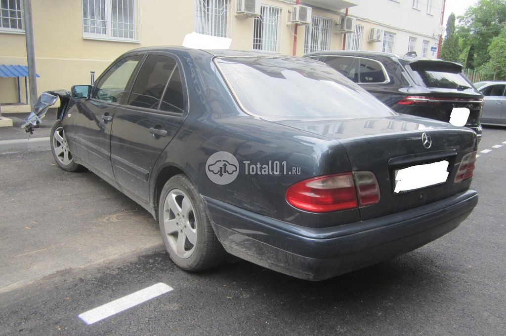 Фото Mercedes-Benz E-класс 6