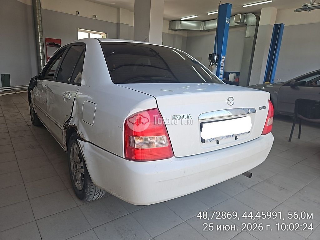 Фото Mazda Familia 6