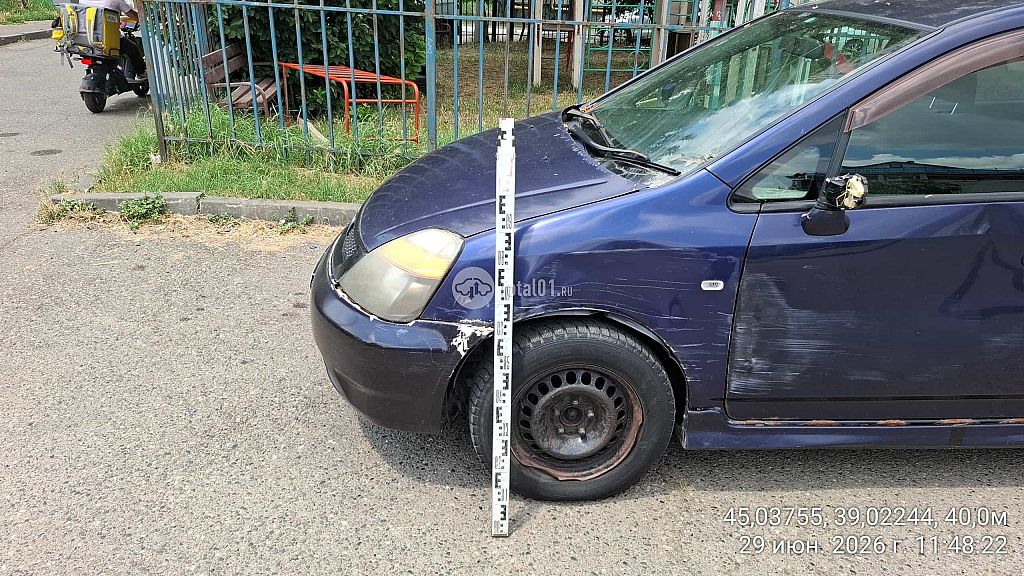 Фото Honda Stream 2