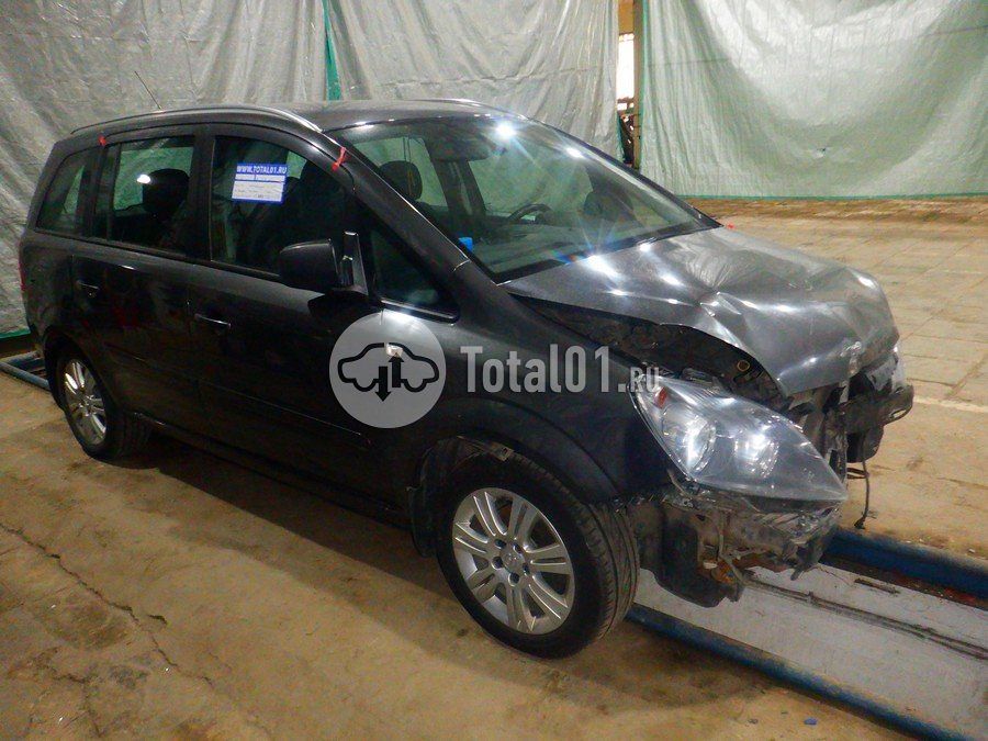 Фото Opel Zafira 8