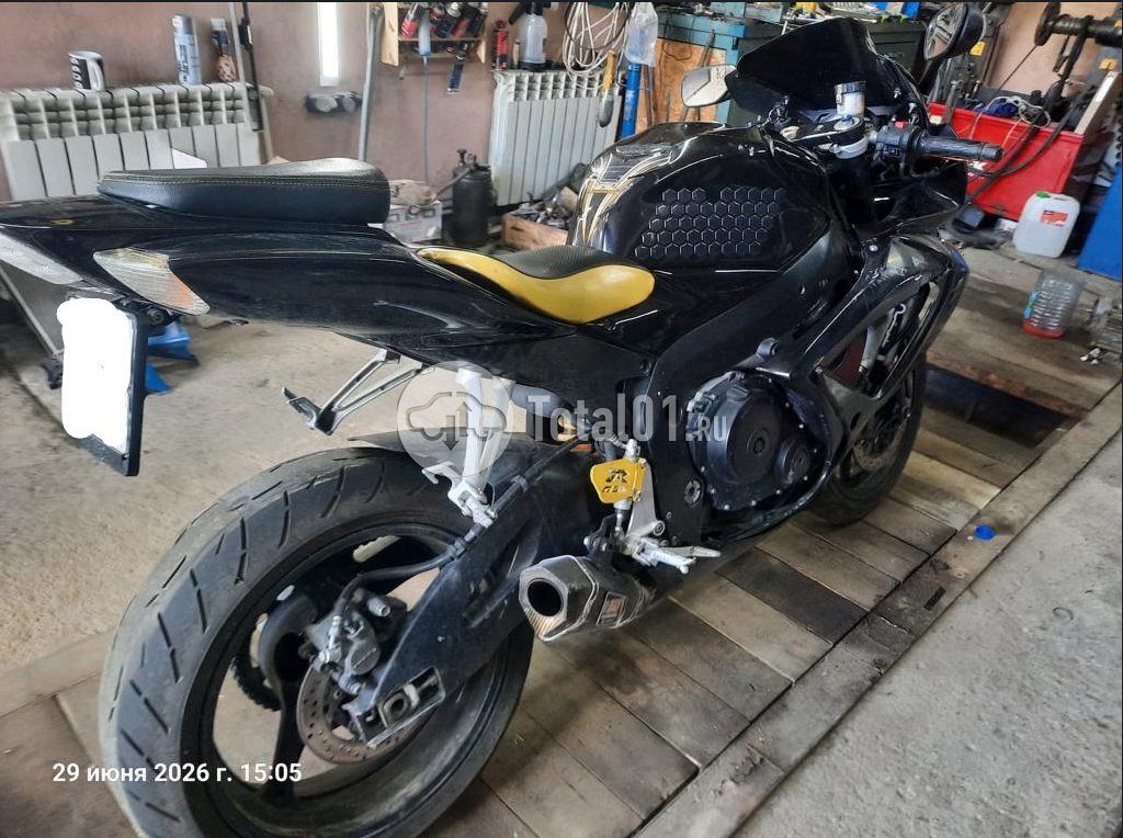 Фото Suzuki GSX-R600 8
