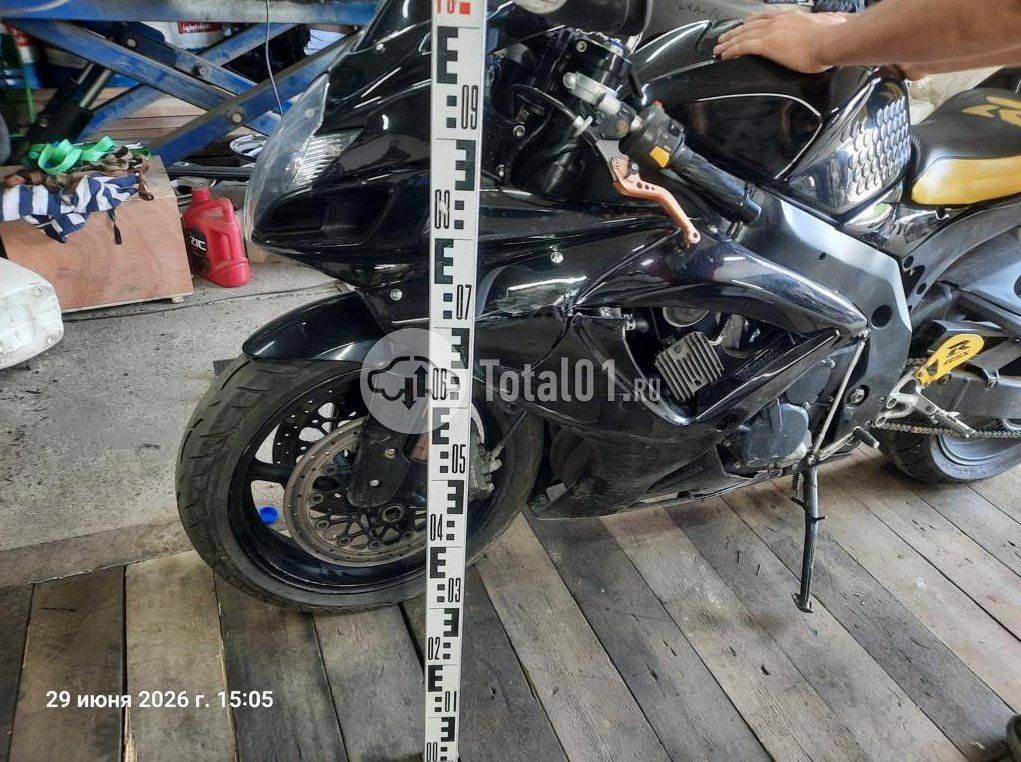 Фото Suzuki GSX-R600 10