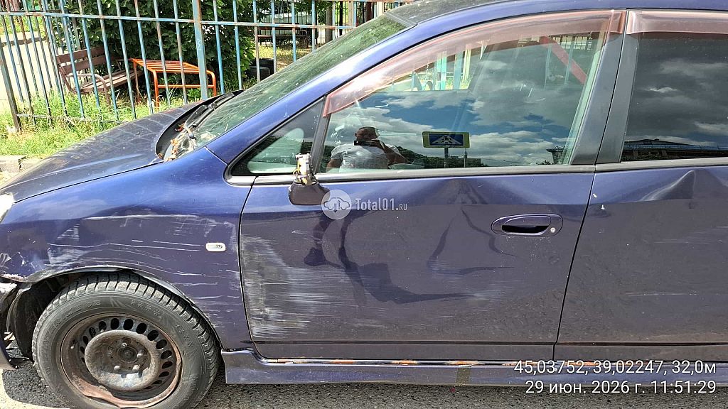 Фото Honda Stream 26