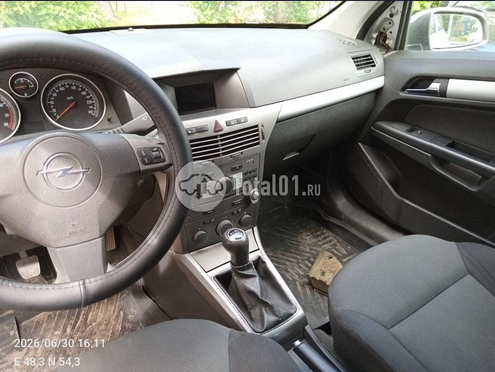 Фото Opel Astra 20