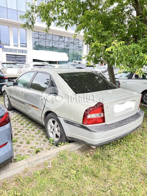 Фото Volvo S80 6