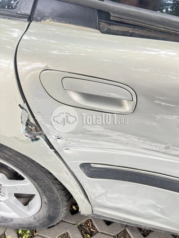 Фото Volvo S80 16
