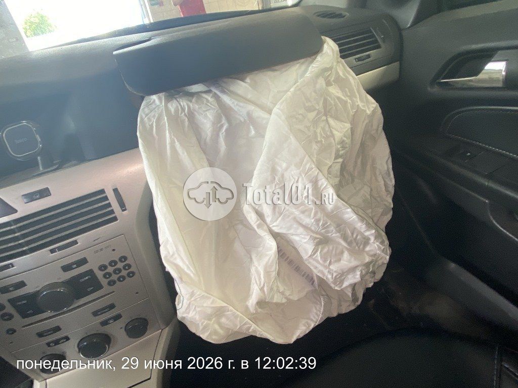 Фото Opel Astra 36