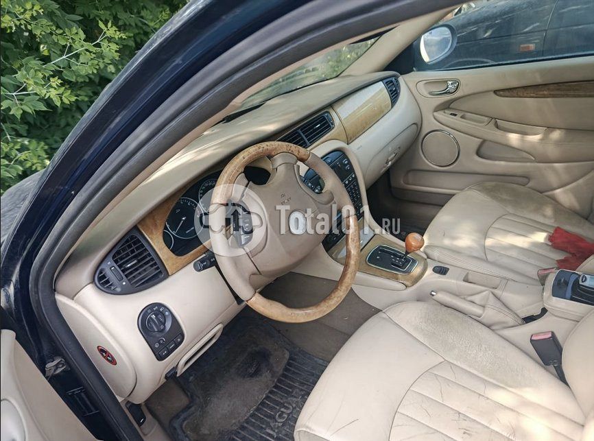 Фото Jaguar X-type 24