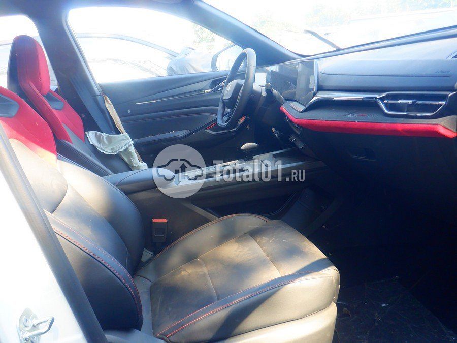 Фото Changan X5 Plus 28