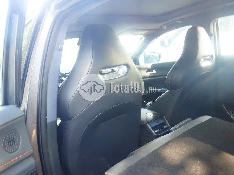 Фото Changan UNI-V 52