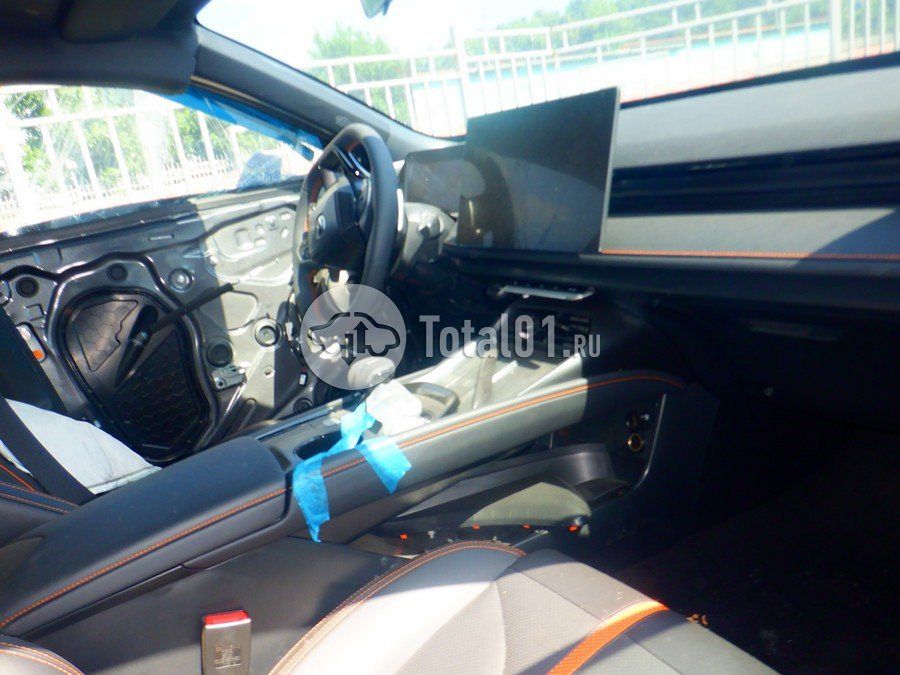 Фото Changan UNI-V 62