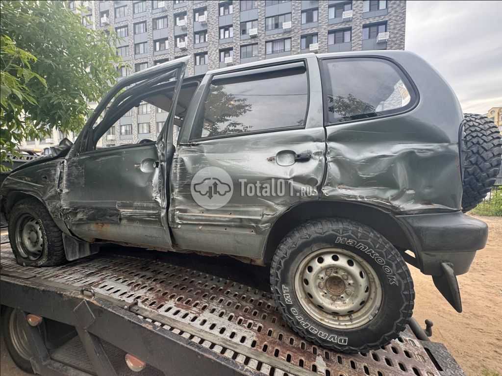 Фото Chevrolet Niva 8