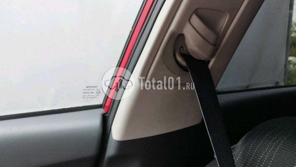 Фото Toyota Auris 8