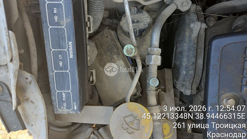 Фото Nissan Serena 40