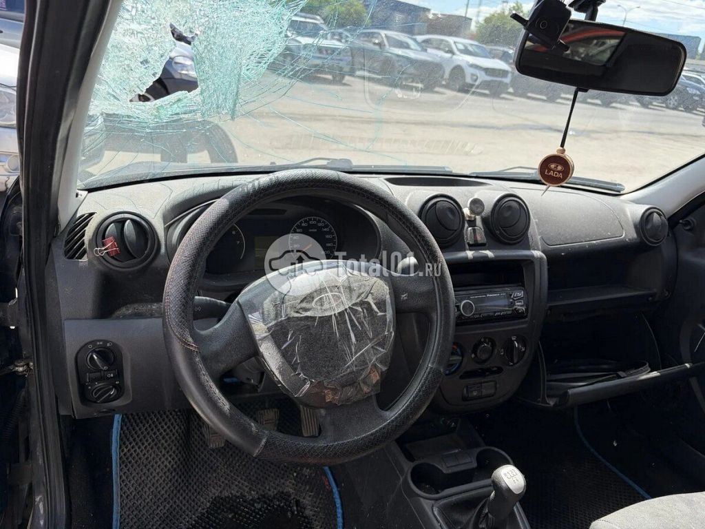 Фото ВАЗ (LADA) Granta 26