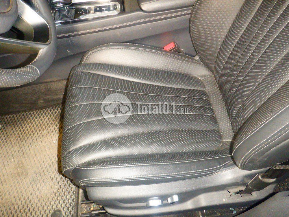 Фото FAW Hongqi H5 52