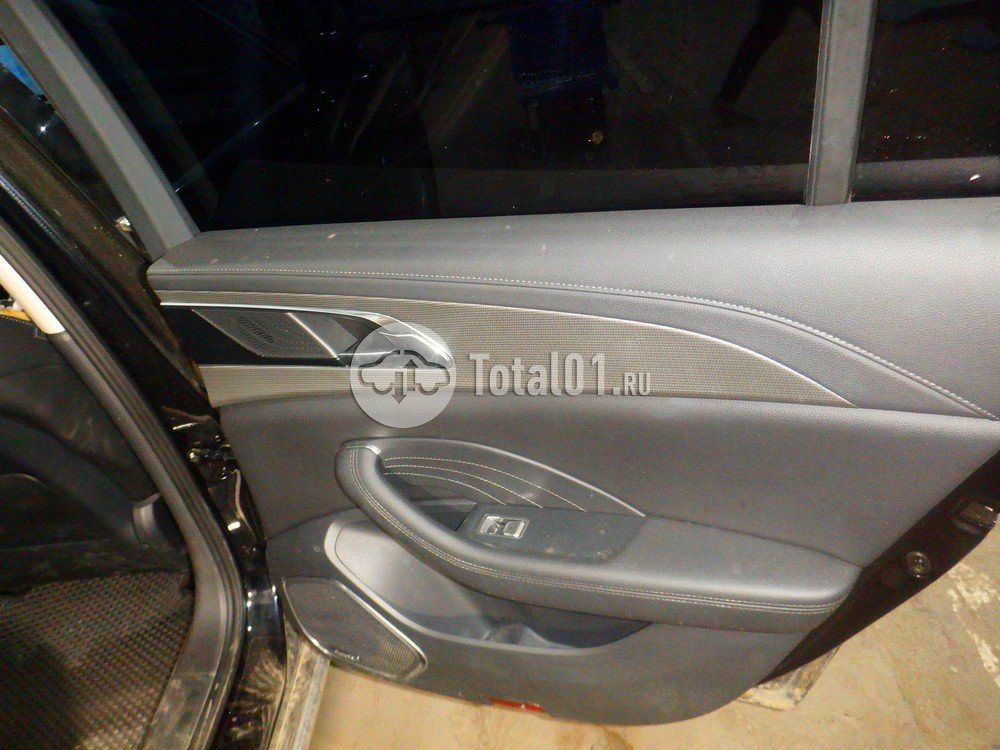 Фото FAW Hongqi H5 98