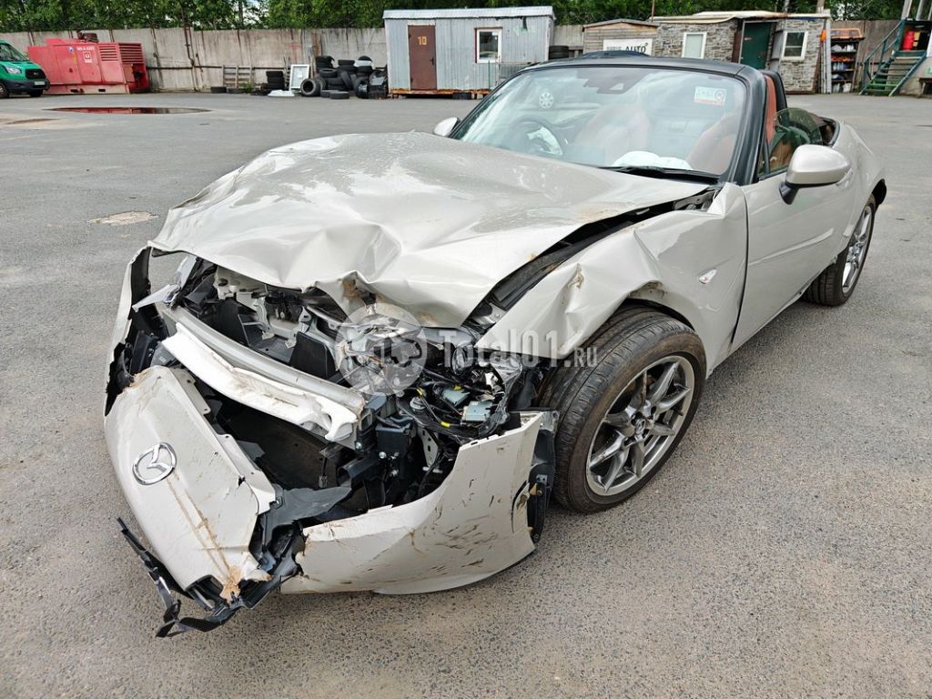 Фото Mazda Roadster 2