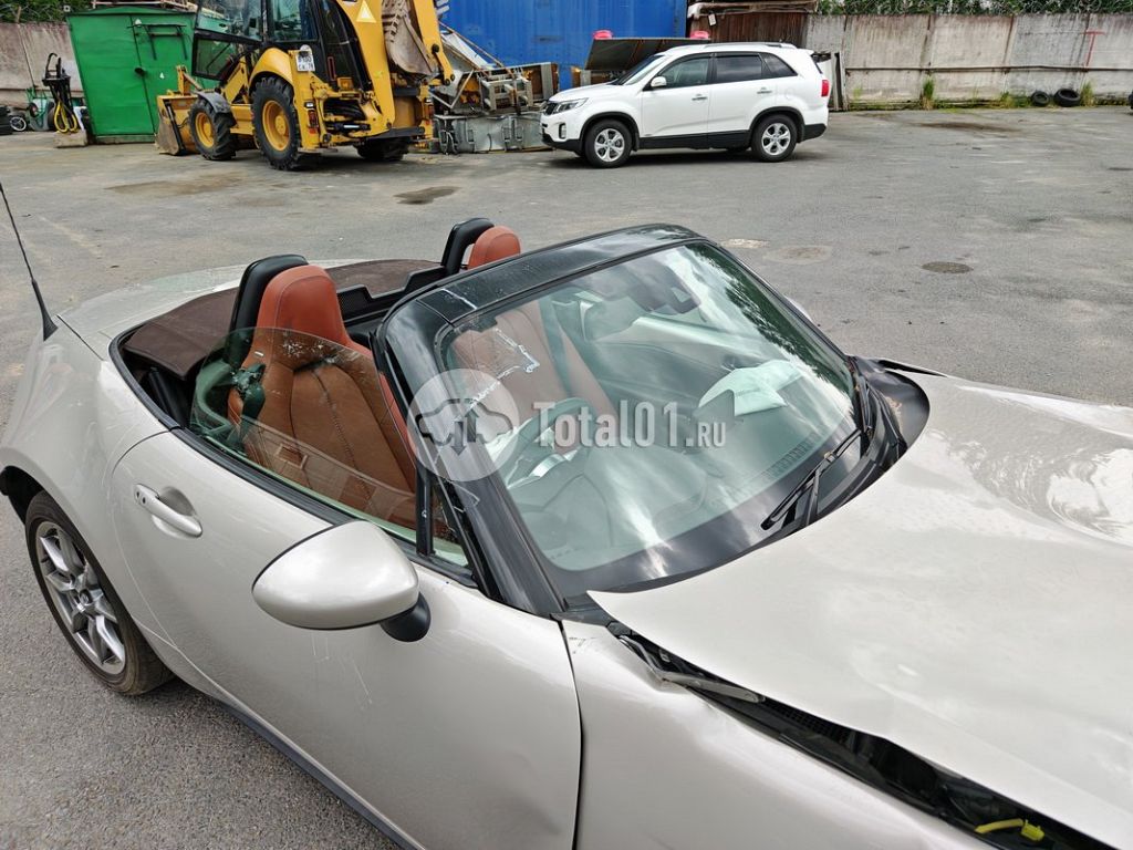 Фото Mazda Roadster 18