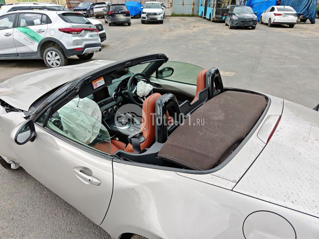 Фото Mazda Roadster 38