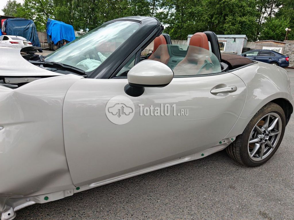Фото Mazda Roadster 46