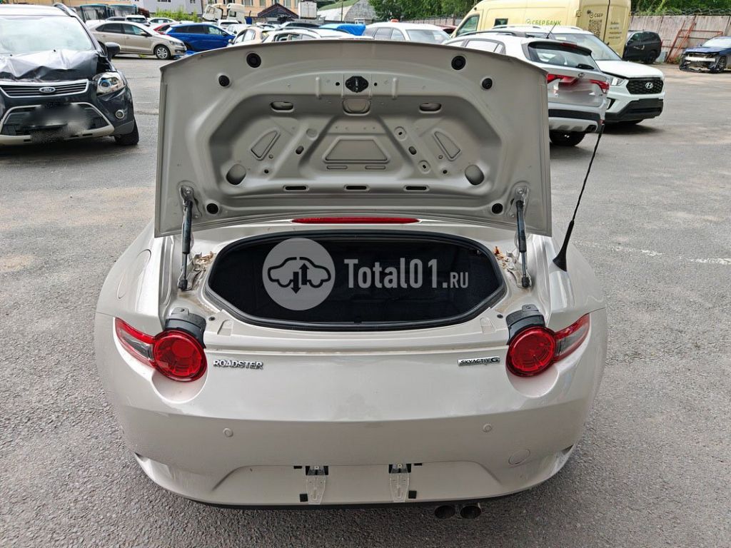 Фото Mazda Roadster 108