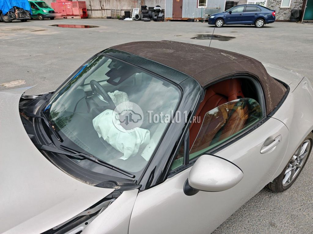 Фото Mazda Roadster 154