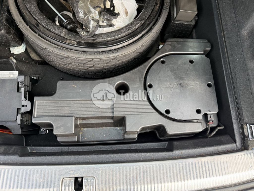 Фото Audi Q7 8