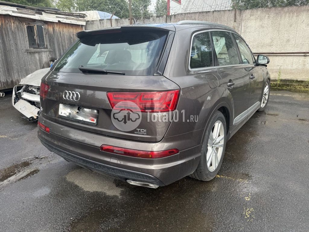 Фото Audi Q7 100