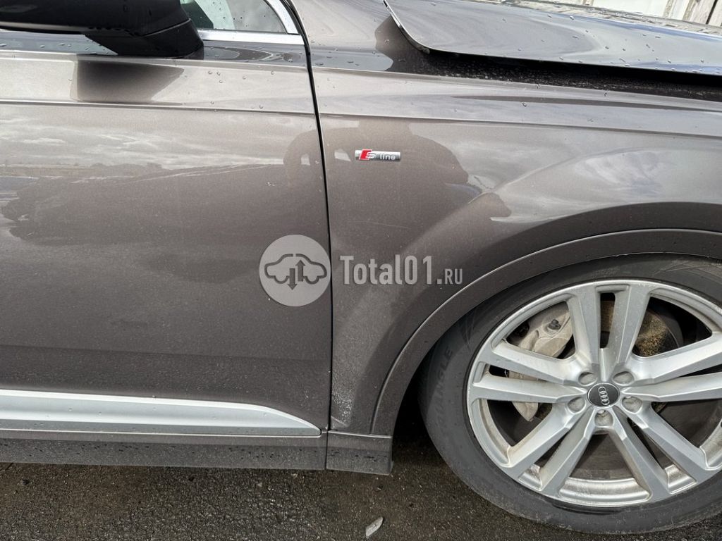 Фото Audi Q7 118