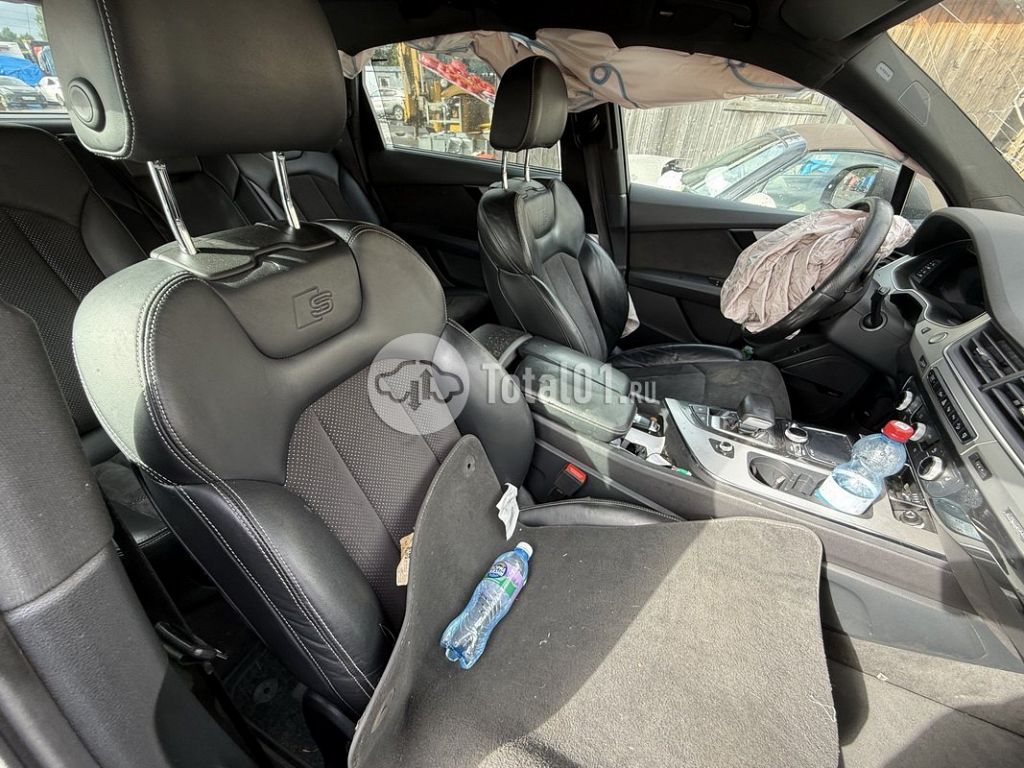 Фото Audi Q7 152