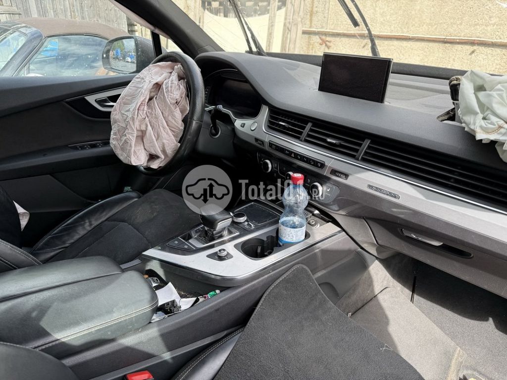 Фото Audi Q7 154