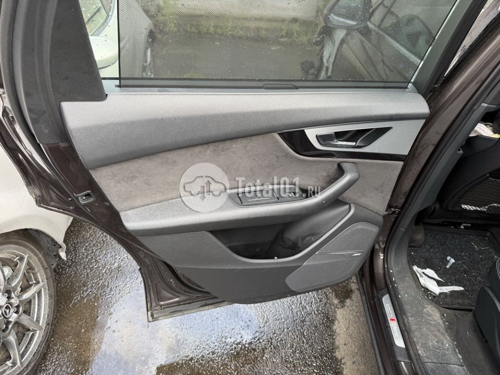 Фото Audi Q7 184