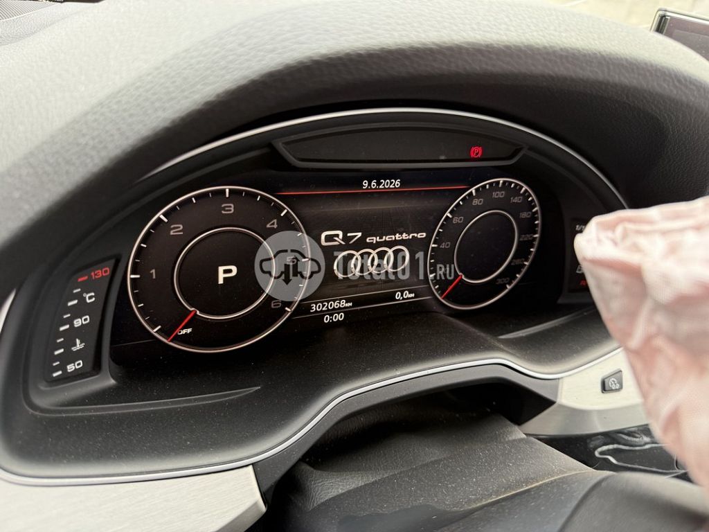 Фото Audi Q7 212