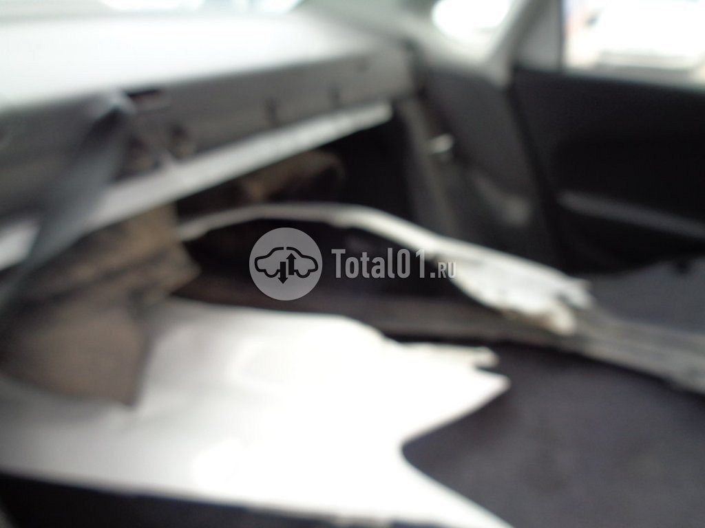Фото Volkswagen Polo 8