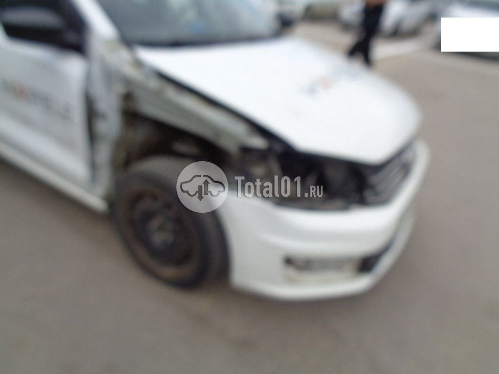 Фото Volkswagen Polo 10