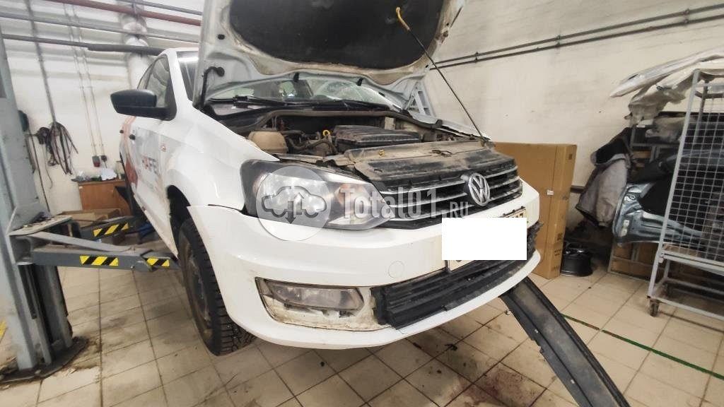 Фото Volkswagen Polo 40