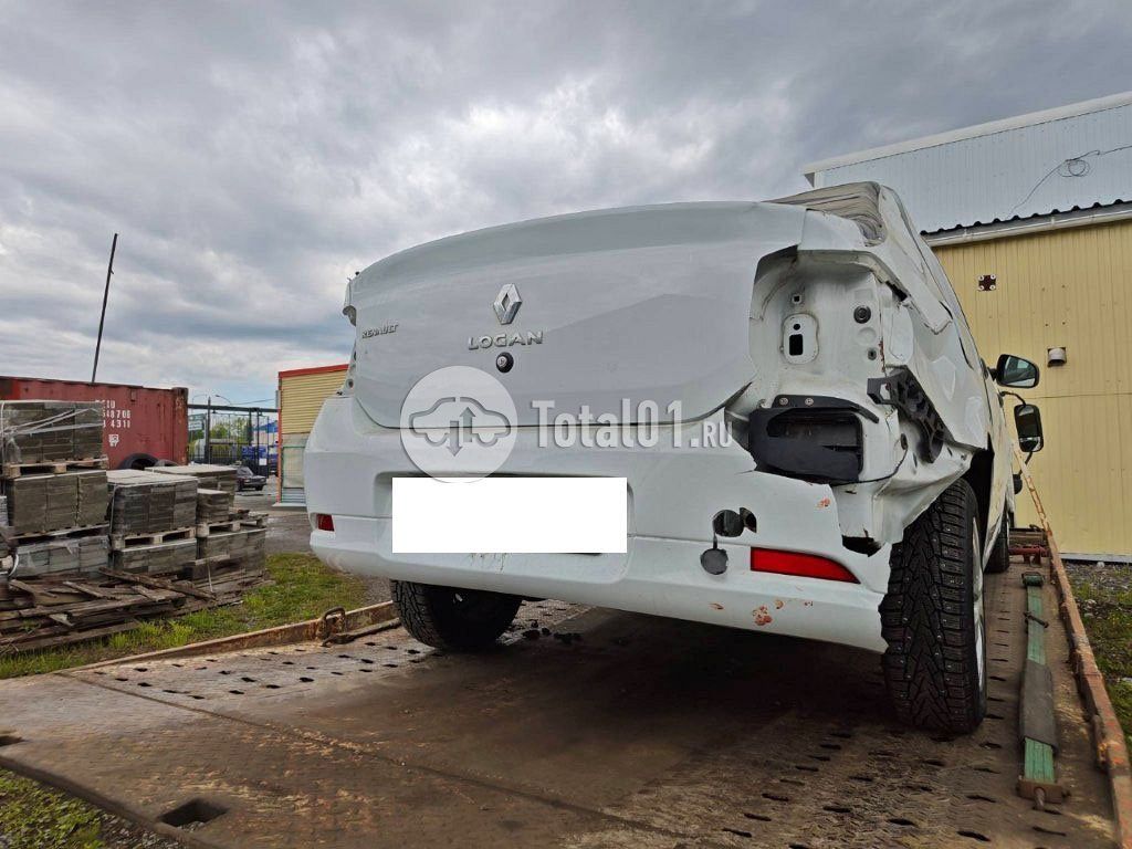 Фото Renault Logan 4