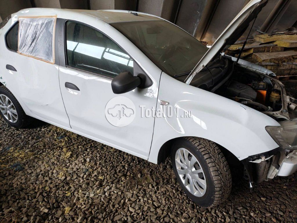 Фото Renault Logan 28