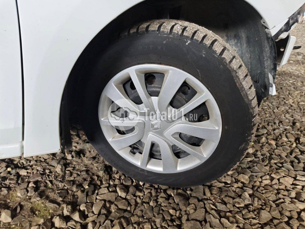 Фото Renault Logan 48