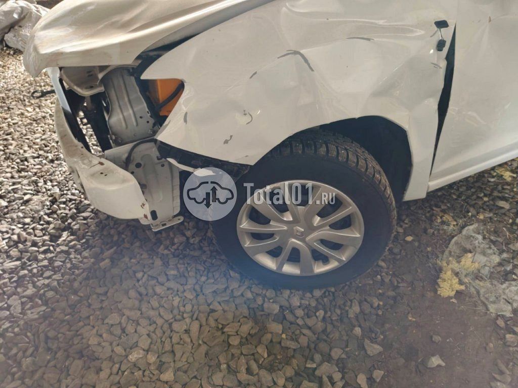 Фото Renault Logan 52
