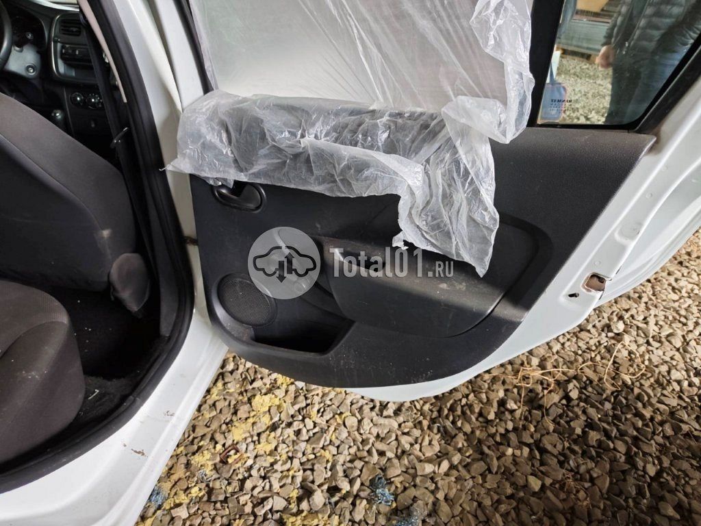 Фото Renault Logan 80