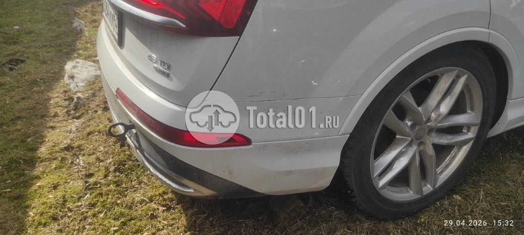 Фото Audi Q7 16