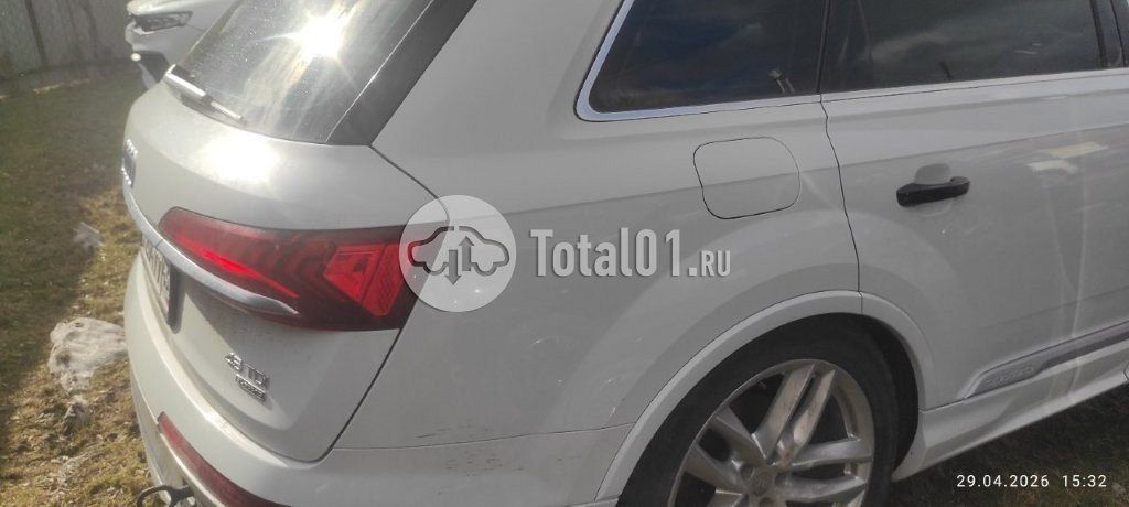 Фото Audi Q7 18