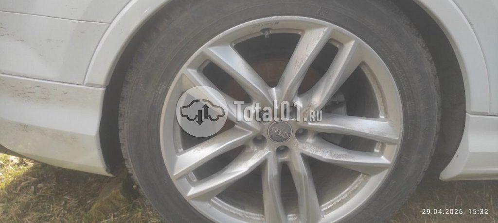 Фото Audi Q7 24