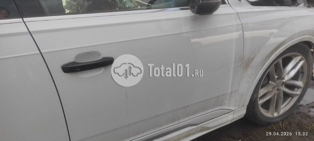Фото Audi Q7 36
