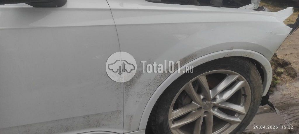 Фото Audi Q7 40
