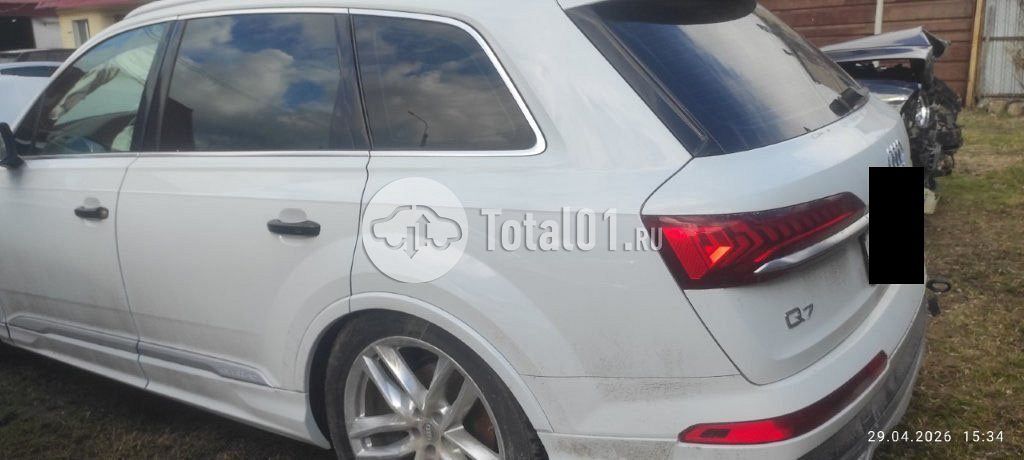 Фото Audi Q7 100