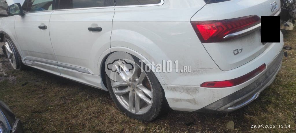 Фото Audi Q7 102